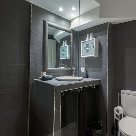 Louison Balcony, Quiet Area, 7mn From * Канны