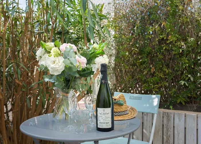 Διαμέρισμα Louison Balcony, Quiet Area, 7mn From Κάννες