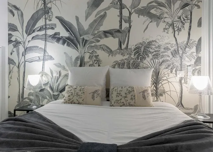 דירה Louison Balcony, Quiet Area, 7mn From *